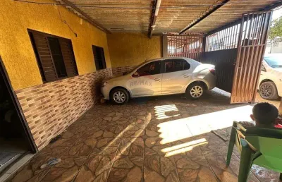 Casa à venda na qr 407 com   2 quartos samambaia norte