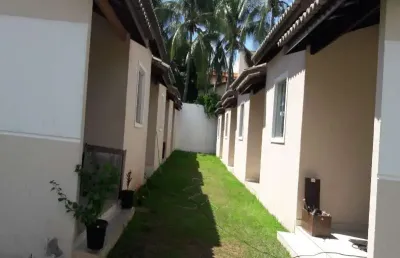 Casa em condomínio fechado com 2 quartos à venda na rua doutor hélio brito, ipitanga, lauro de freitas, 61 m2 por r$ 270.000