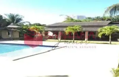 Casa em condomínio fechado com 4 quartos à venda na Avenida Santos Dumont, 06, Estrada do Coco, Lauro de Freitas