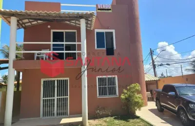 Casa à venda com 3/4 sendo 1 suíte em praia do flamengo