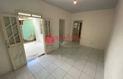 Apartamento térreo 2/4, sendo 1 suíte, para locação – centro de lauro de freitas