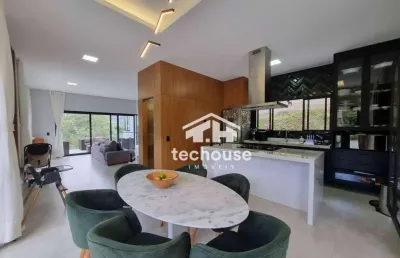 Casa em condomínio com lazer completo, parque do imbuí, teresópolis, 3 suítes, 280 m².