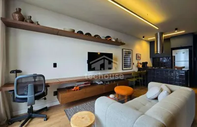 Loft assinado no alto, teresópolis - elegância, conveniência e praticidade em cada detalhe: totalmente planejado e equipado.