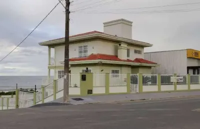 Casa com 5 quartos à venda no Centro, Balneário Piçarras 