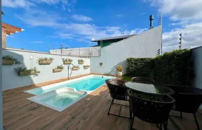 Casa com 3 quartos à venda no Centro, Balneário Piçarras 