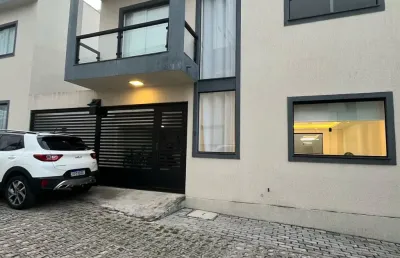 Casa em condomínio fechado com 3 quartos à venda na Rua Marta Maria de Jesus, Buraquinho, Lauro de Freitas