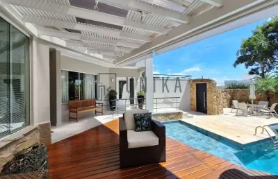 Luxuosa casa em condomínio à venda em campinas-sp no loteamento alphaville campinas: 4 quartos, 4 suítes, 3 salas, 6 banheiros, 6 vagas de garagem, 370m² de área.