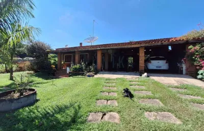 Imperdível! chácara em condomínio à venda em campinas-sp, village campinas, 2 quartos, 1 suíte, 2 salas, 3 banheiros, 6 vagas, 234m².