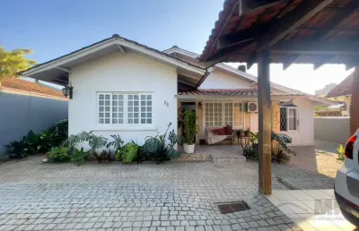Casa para venda em joinville, anita garibaldi, 3 dormitórios, 1 suíte, 2 banheiros, 2 vagas