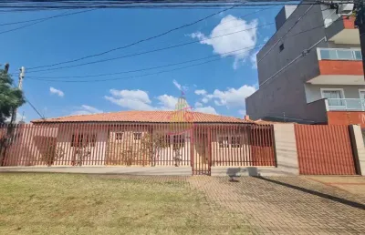 Casa com 3 quartos à venda no Coqueiral, Cascavel 