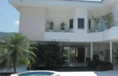 Casa frente praça 6 dormitórios à venda no jardim acapulco - guarujá/sp