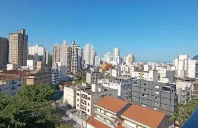 Apartamento com 2 dormitórios à venda, 70 m² por r$ 585.000,00 - astúrias - guarujá/sp