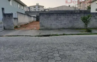 Terreno à venda no Areias, São José 