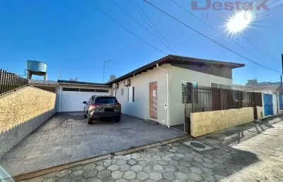 Casa com 3 quartos à venda no Centro, Biguaçu 