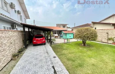 Casa com 3 quartos à venda no Centro, Biguaçu 