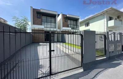 Casa com 3 quartos à venda no Areias, São José 