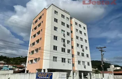 Apartamento com 2 quartos à venda em Rio Caveiras, Biguaçu 