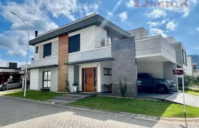 Casa com 3 quartos à venda em Deltaville, Biguaçu 