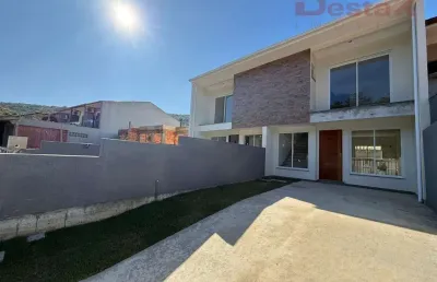 Casa com 2 quartos à venda no Jardim Botânico, São José 