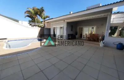 Linda casa com 3 suítes, condominio fechado, jd arco íris, atibaia, sp