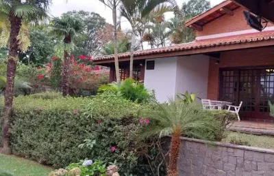 Casa com 4 quartos para alugar no Loteamento Loanda, Atibaia 