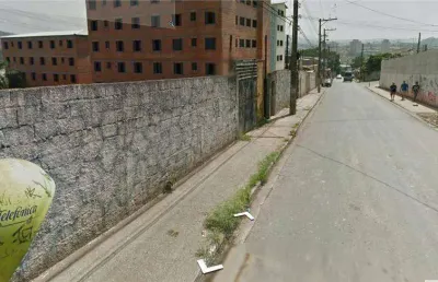 Terreno à venda na Rua Coronel José Venâncio Dias, Jaraguá, São Paulo