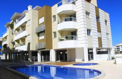 Apartamento com 3 quartos para alugar no Ingleses do Rio Vermelho, Florianópolis 