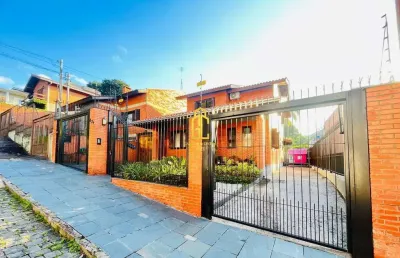 Casa com 3 quartos à venda na Ana Rech, Caxias do Sul 