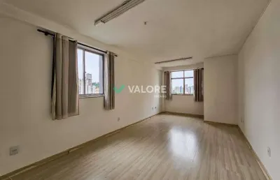 Sala comercial para alugar na Avenida Prudente de Morais, Santo Antônio, Belo Horizonte