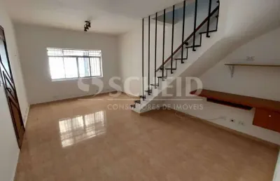 Otimo sobrado com 2 dormitorios ,2 vagas , quintal ,churrasqueira , edícula ,rua sem saida .