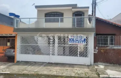 Sobrado de 182m2 4 quartos, 2 suites no jardim sabará