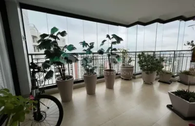 Apartamento a venda no jardim marajoara , com 370m² . 04 quartos sendo 4 suítes .5 vagas .