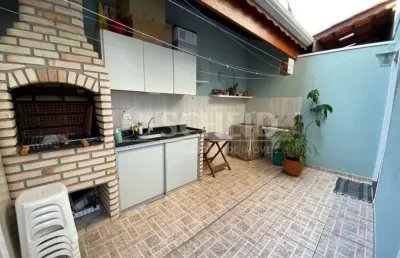 Sobrado pronto para morar com 3 dorms - 1 suíte - 2 vagas - repleto de armarios planejados