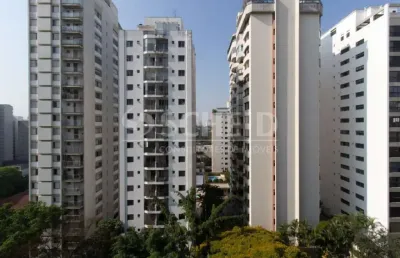 Apartamento á venda com 4 quartos, 192m² campo belo