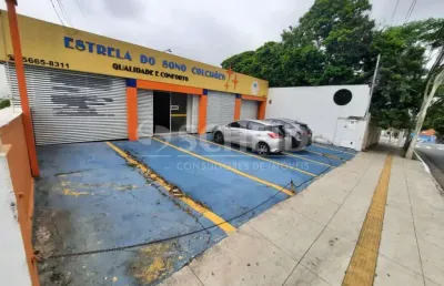 Imóvel comercial de 562m² e 7 vagas na porta em plena avenida interlagos, ao lado do autódromo.