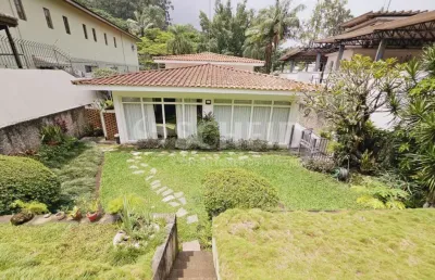 Casa com 3 quartos à venda na Rua Marjorie Prado, --, Jardim Marajoara, São Paulo