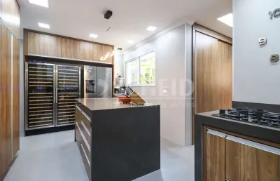 Casa em condomínio fechado com 4 quartos à venda na Rua Comendador Elias Zarzur, --, Alto da Boa Vista, São Paulo