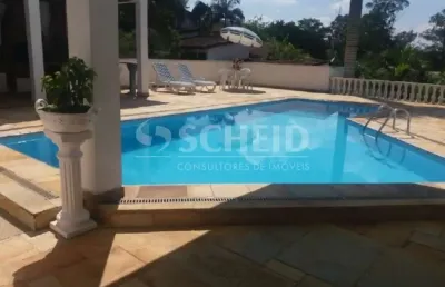 Casa a venda com 530m² e 2 suítes no parque terceiro lago.