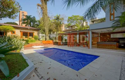 Casa no alto da boa vista com 1.200m² terreno - 4 suítes, área gourmet, piscina, 8 vagas