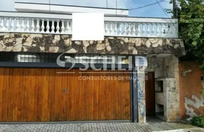 Sobrado com 4 dormitórios sendo 3 suítes à venda no campo grande