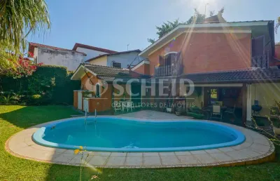 Casa com 4 dormitórios (2 suítes) e piscina em rua sem saída, ao lado da hípica de sto amaro!