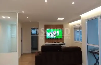 Apartamento à venda  2 dormitórios (1 suíte), 2 banheiros, 2 vagas  próximo à avenida e bosque
