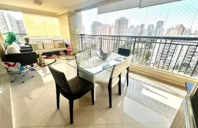 Apartamento a venda com 147m, 4 quartos, 1 suíte e 3 vagas  na vila mascote.