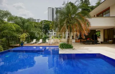 Casa no coração do alto da boa vista em rua fechada