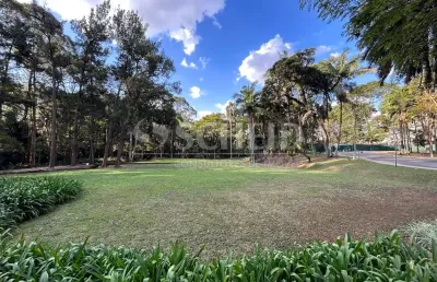 Terreno à venda com 638m2 em condomínio exclusivo triple a