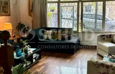 Casa à venda no campo belo com 3 quartos sendo 1 suíte e 4 vagas de garagem