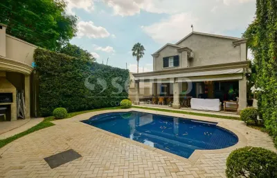 Casa moderna com espaço gourmet e jardim próximo ao einstein