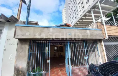 Sobrado de 217m² com 2 quartos e 2 vagas de garagem à venda na vila santa catarina