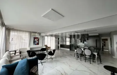 Cobertura á venda no jardim marajoara com 240m², 3 quartos sendo ,4 suítes, 4 vagas.
