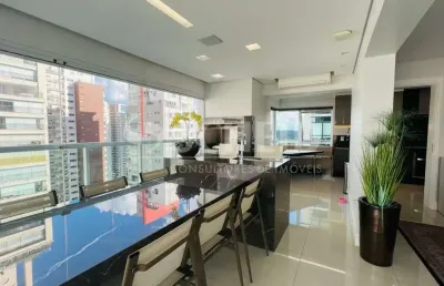 Apartamento espaçoso de 185m² no coração do campo belo!